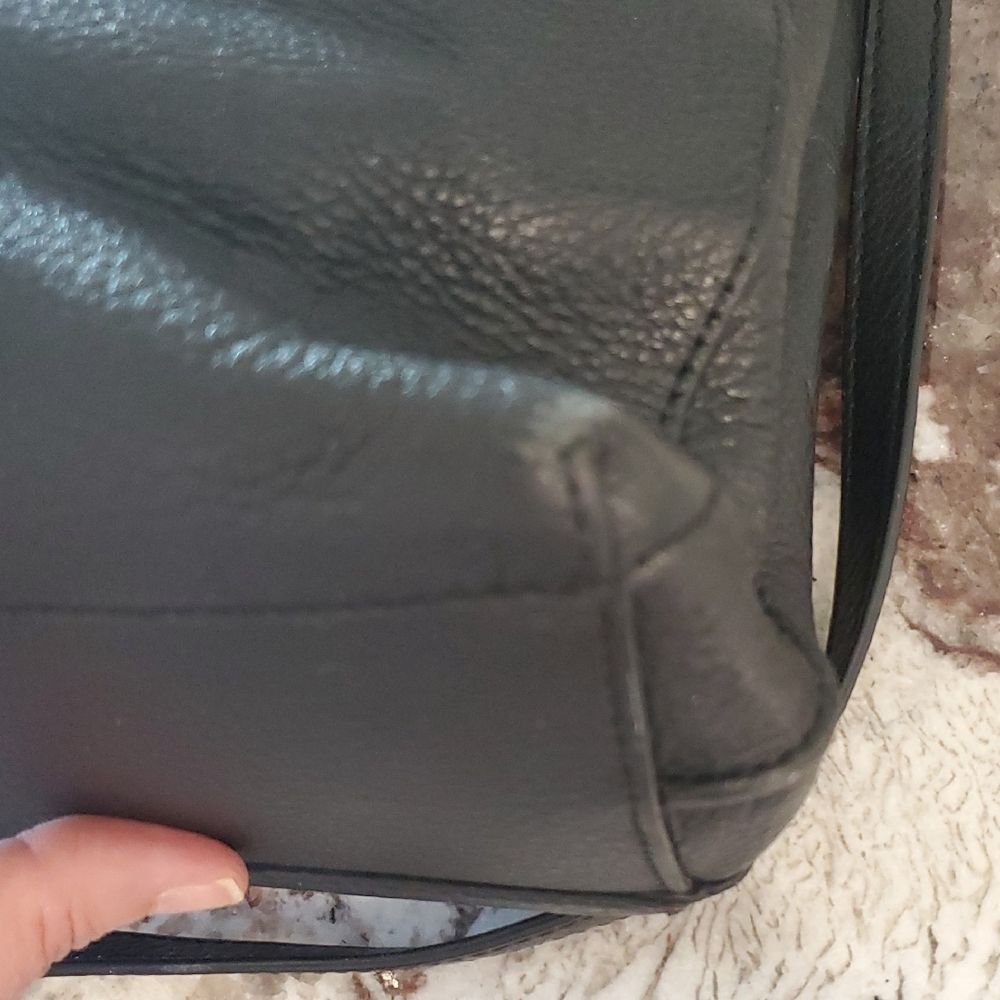 Vince Camuto Black Leather Satchel Crossbody  Handbag - Picture 4 of 16